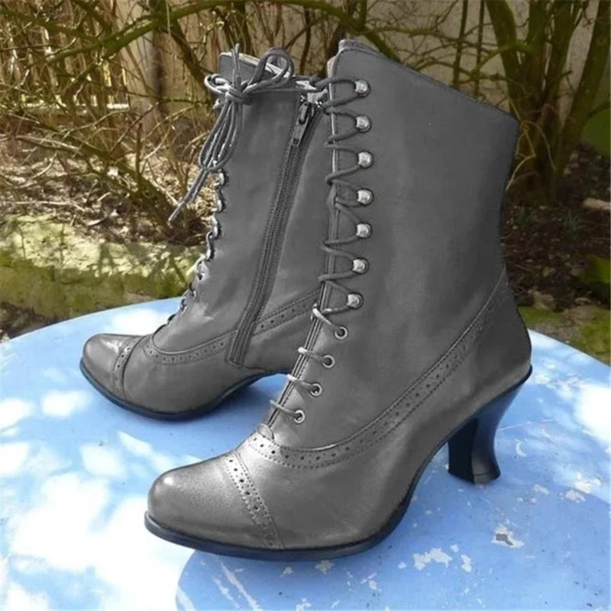 BOTTES VICTORIENNES PU