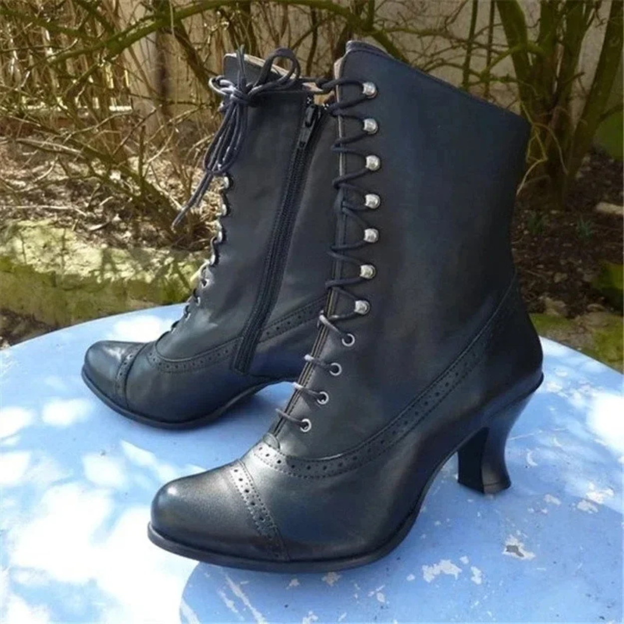 BOTTES VICTORIENNES PU