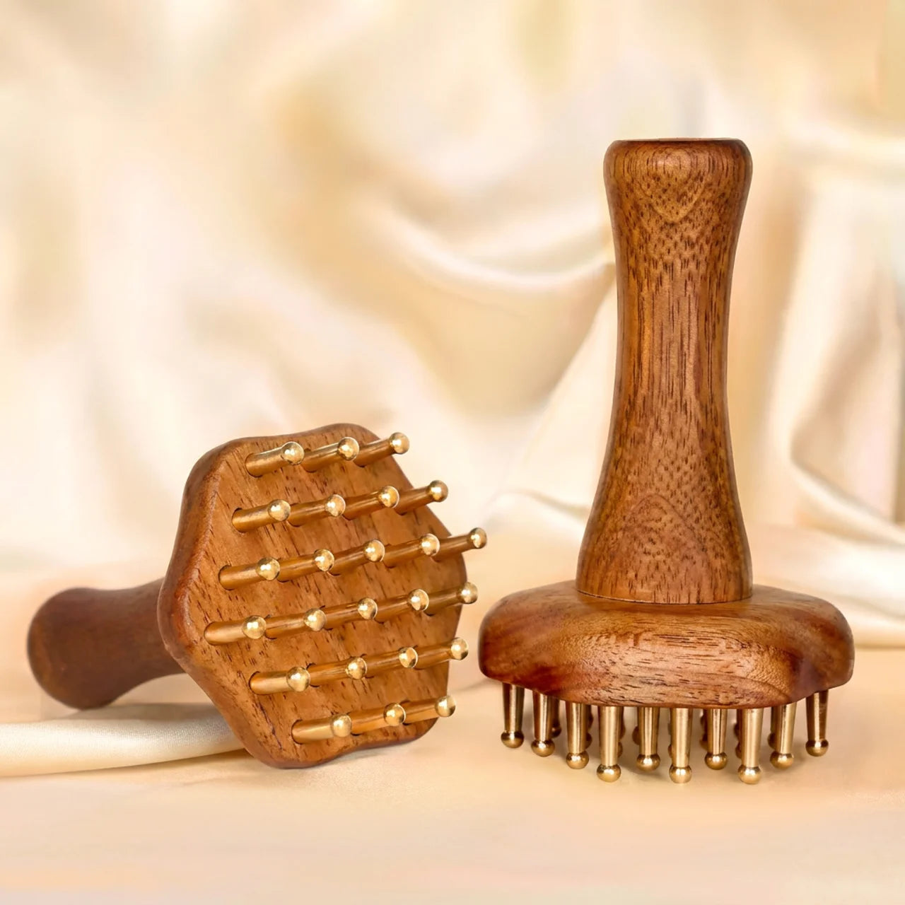 Brosse de Massage Gua Sha en Bois & Laiton 24 Points