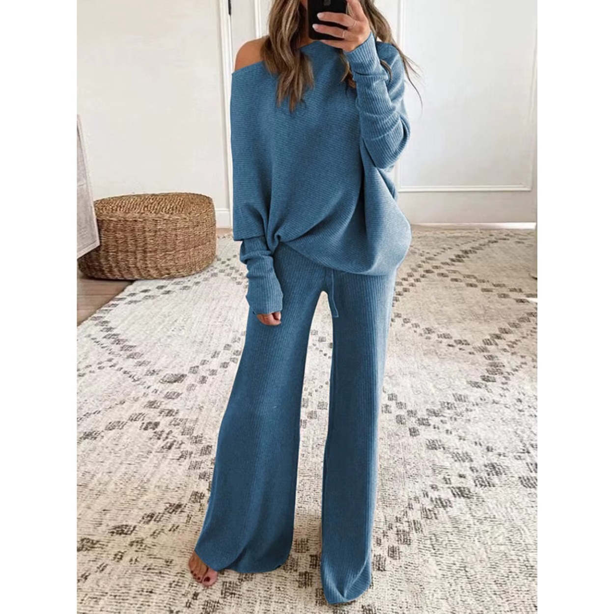 Ensemble Pull & Pantalon Large Confort et Élégance
