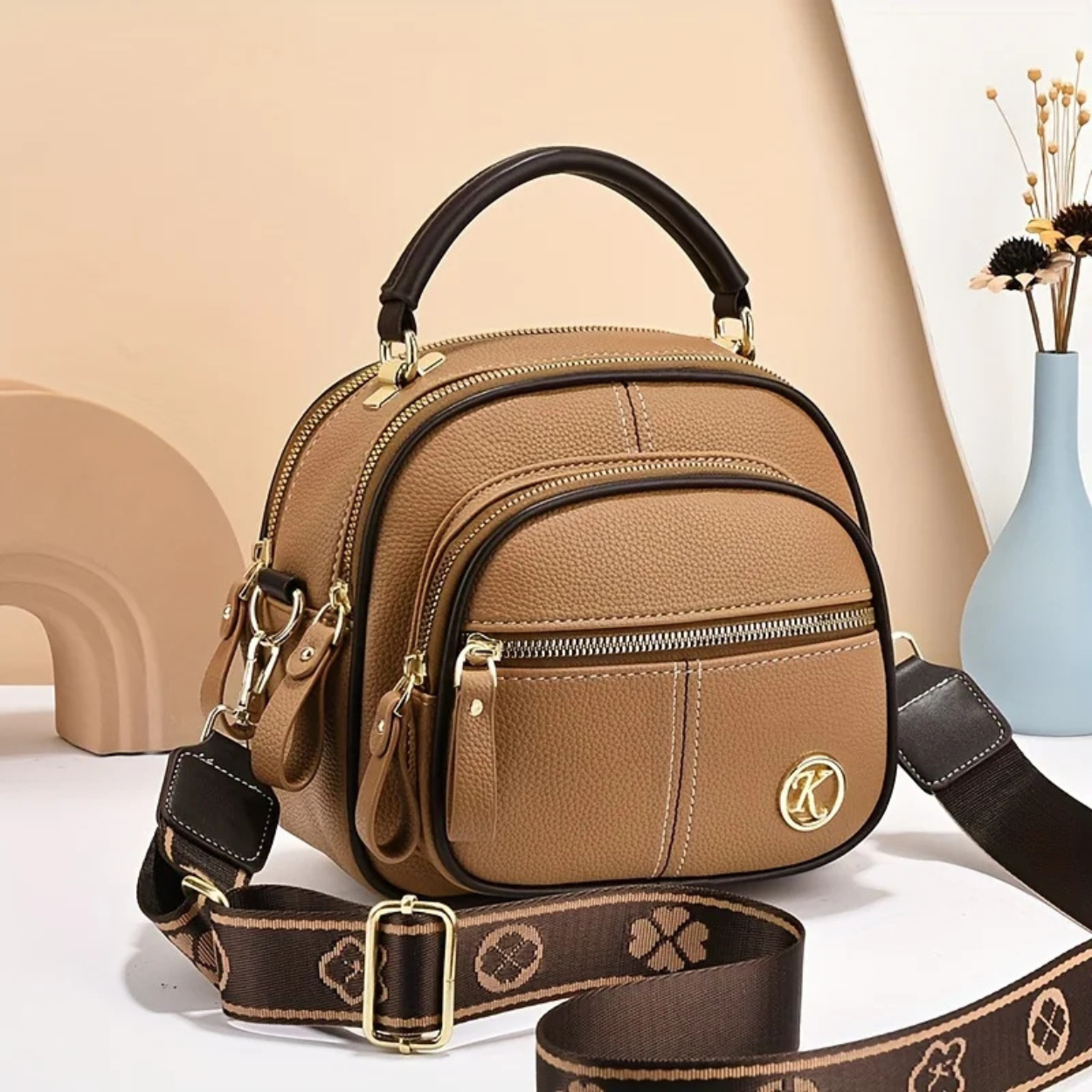 Sac à Main Bandoulière Femme Élégant & Compact